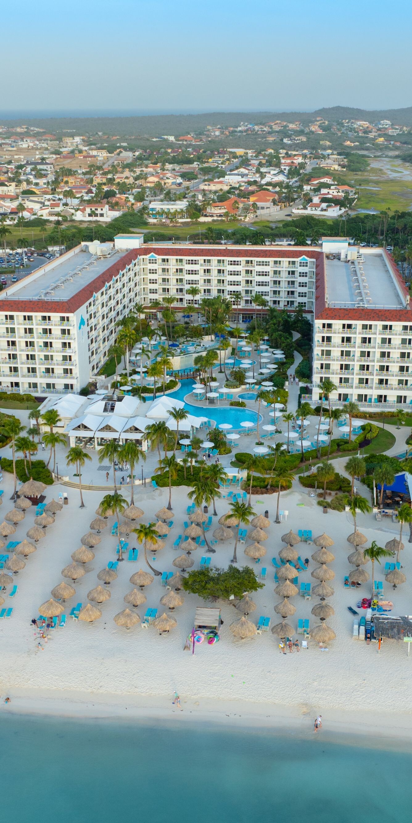 Resort aan zee op Aruba voor gezinnen en groepen