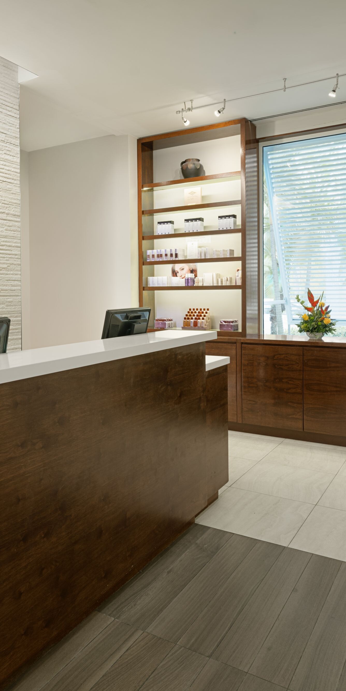 Receptie en winkel van de Mandara Spa