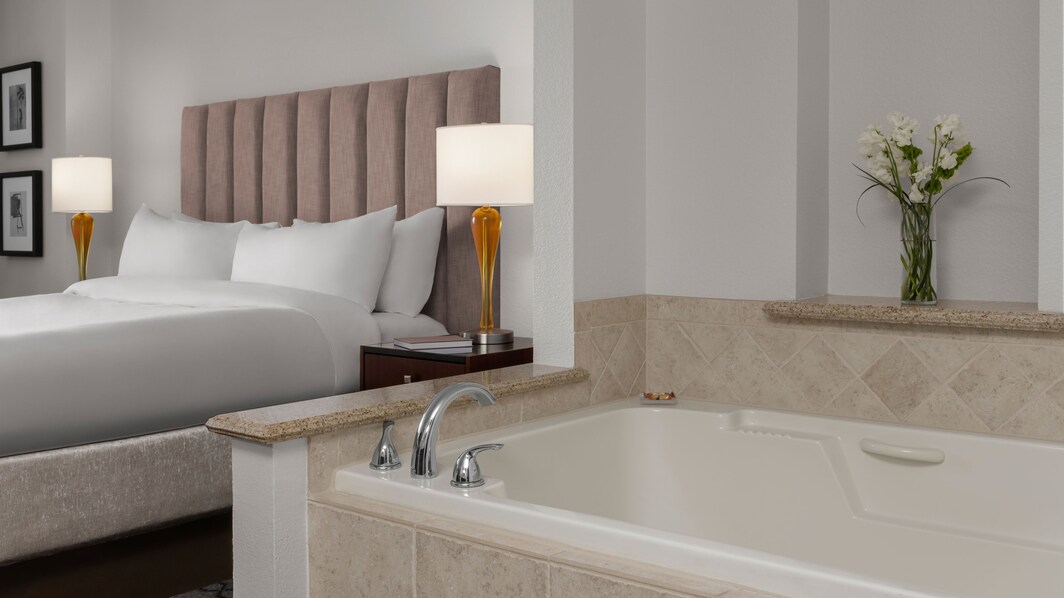 King bed and oversized soaking tub
