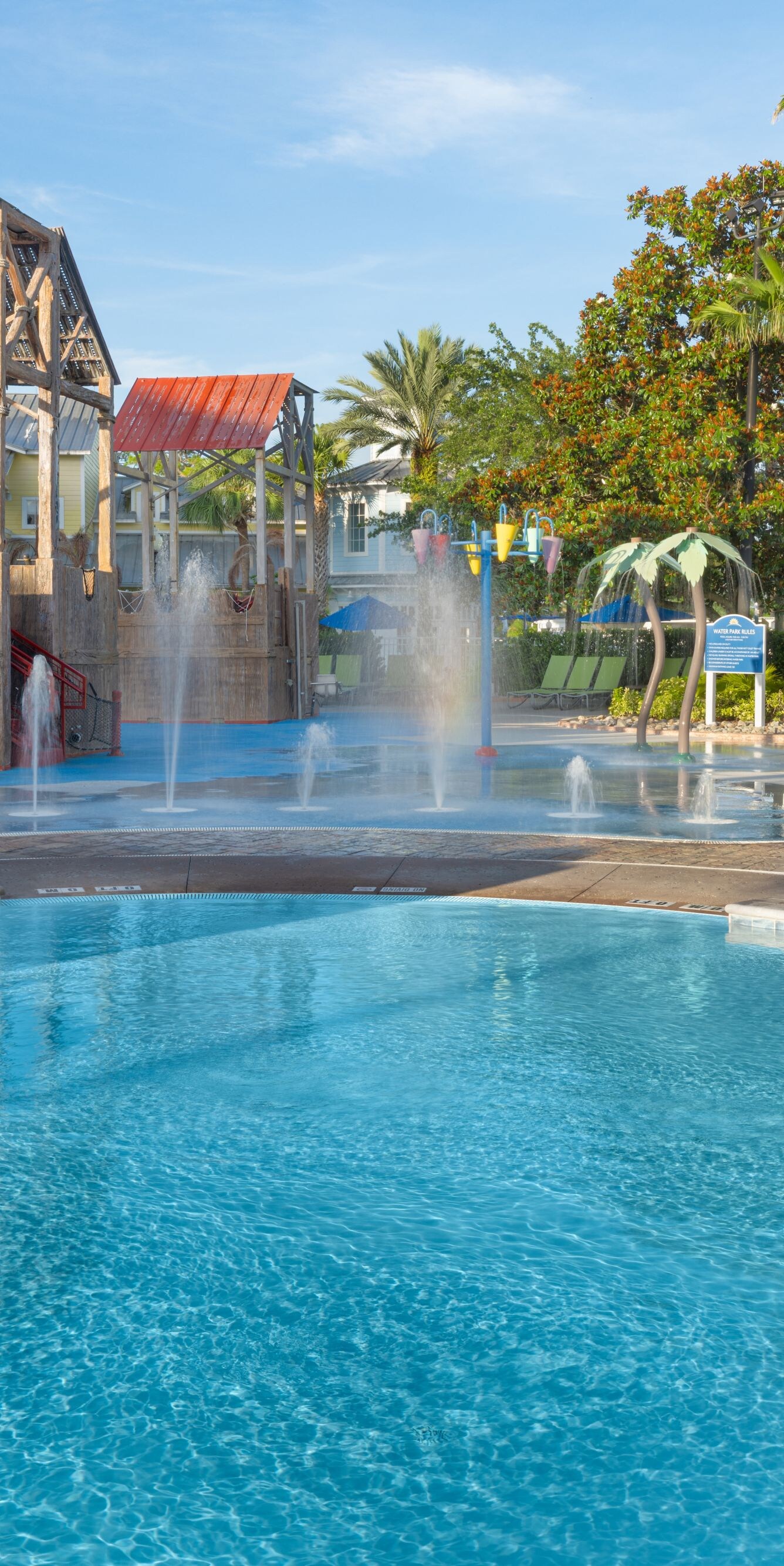 Resort-Pools und Planschbereich