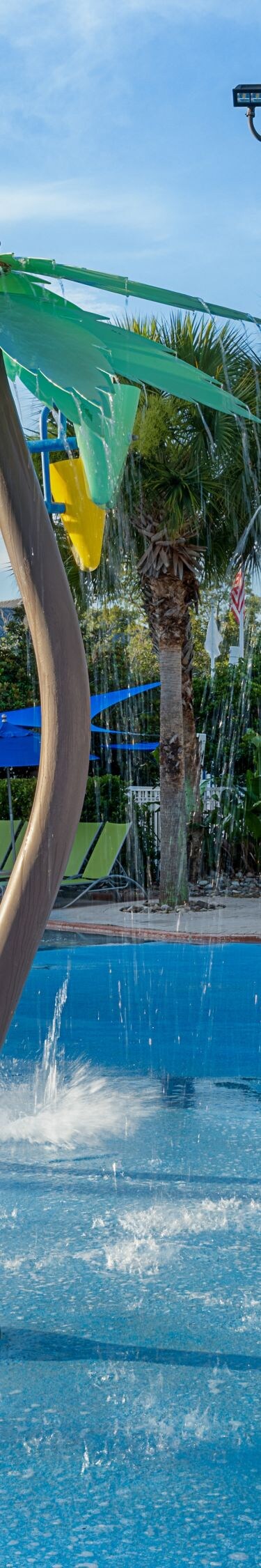 Wasserspielplatz für Kinder mit Wasserbrunnen