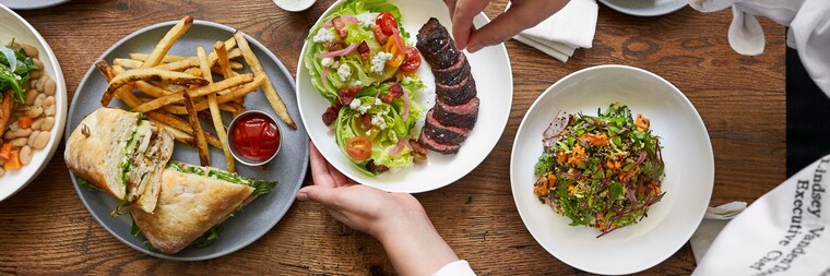 Edgar Bar & Kitchen | Washington Restaurant | Marriott Bonvoy