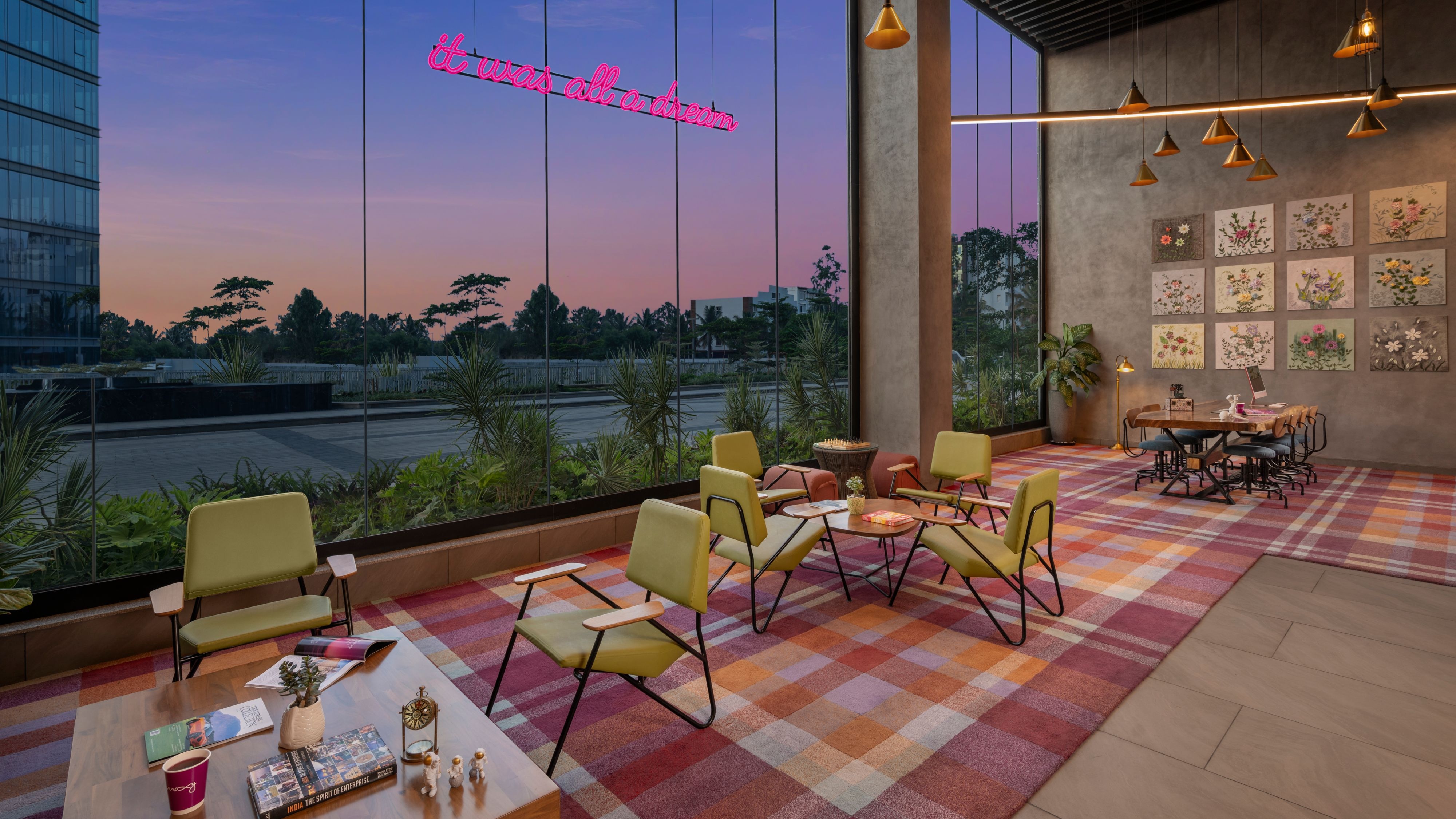 Moxy Business Bliss