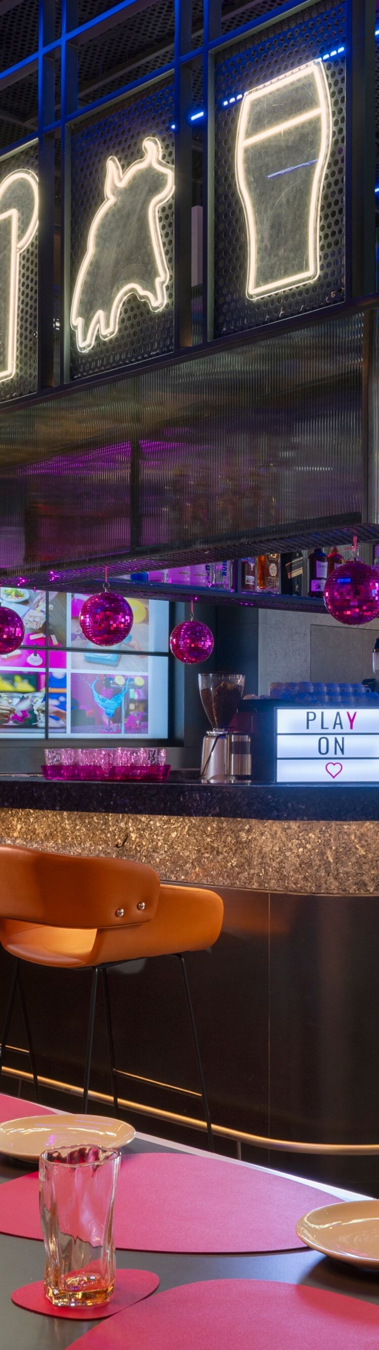 Moxy Kitchen and Bar with casual table set up