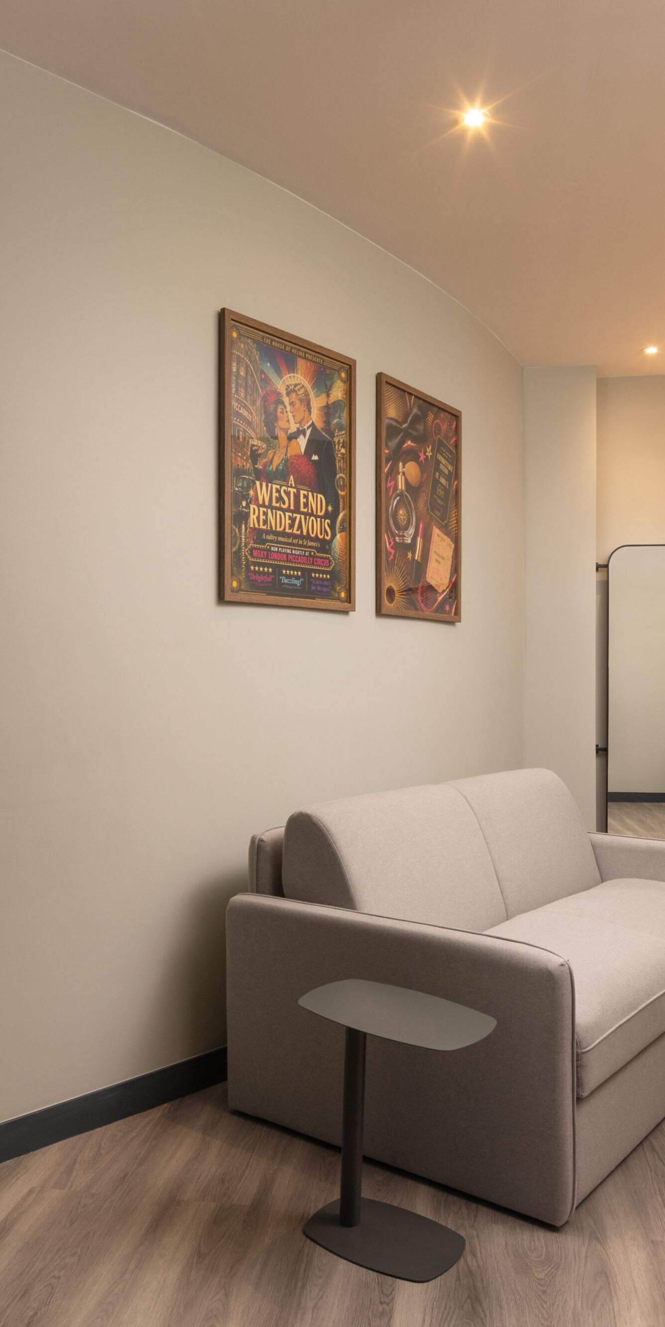 Spotlight Sleeper room with sofa bed