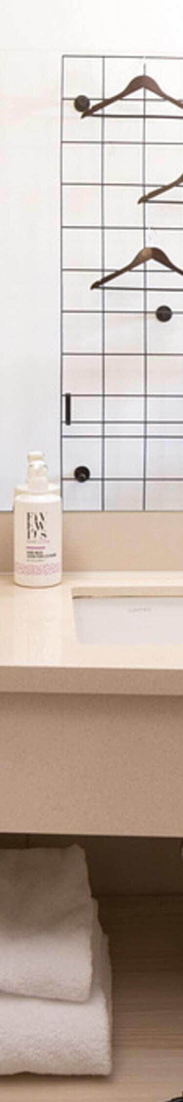 Bagno della camera Moxy