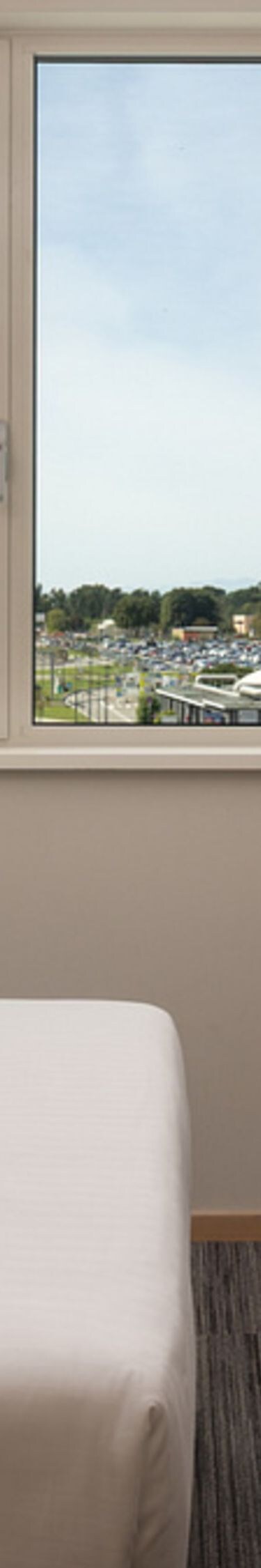 Camera Moxy con vista sull'aeroporto