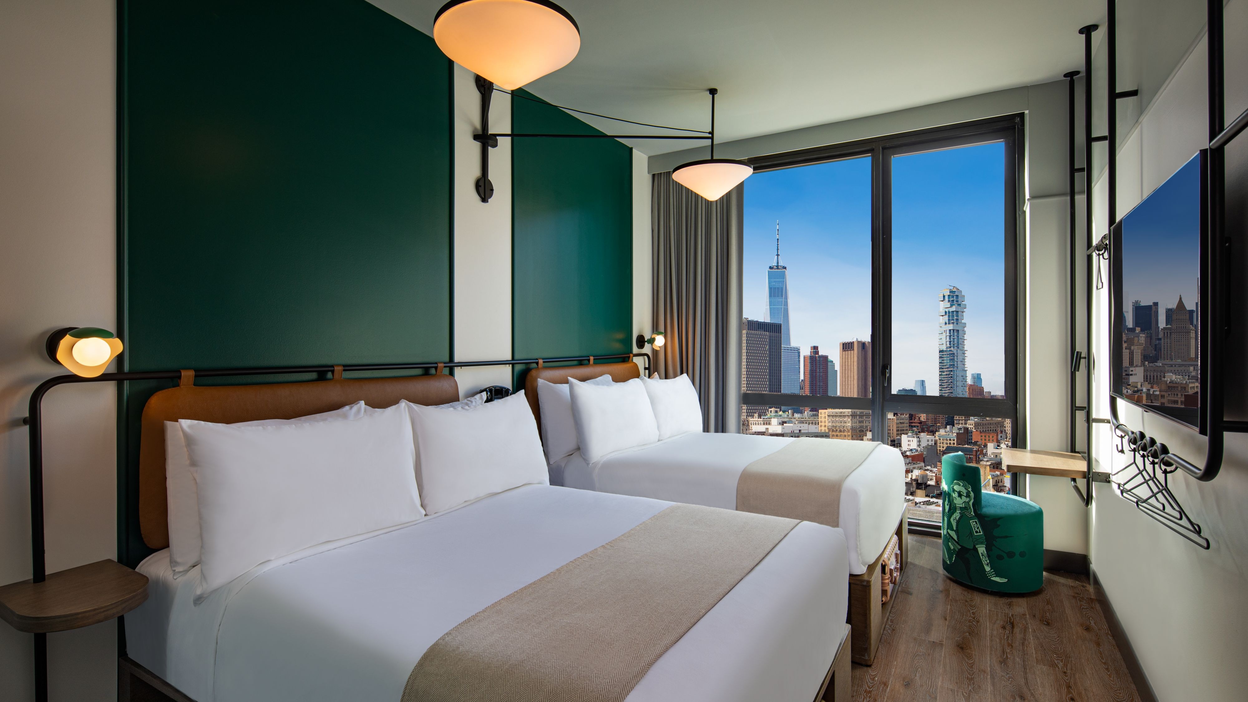 Cocktails & Views – Up to 15% Off + 2 Free Cocktails!