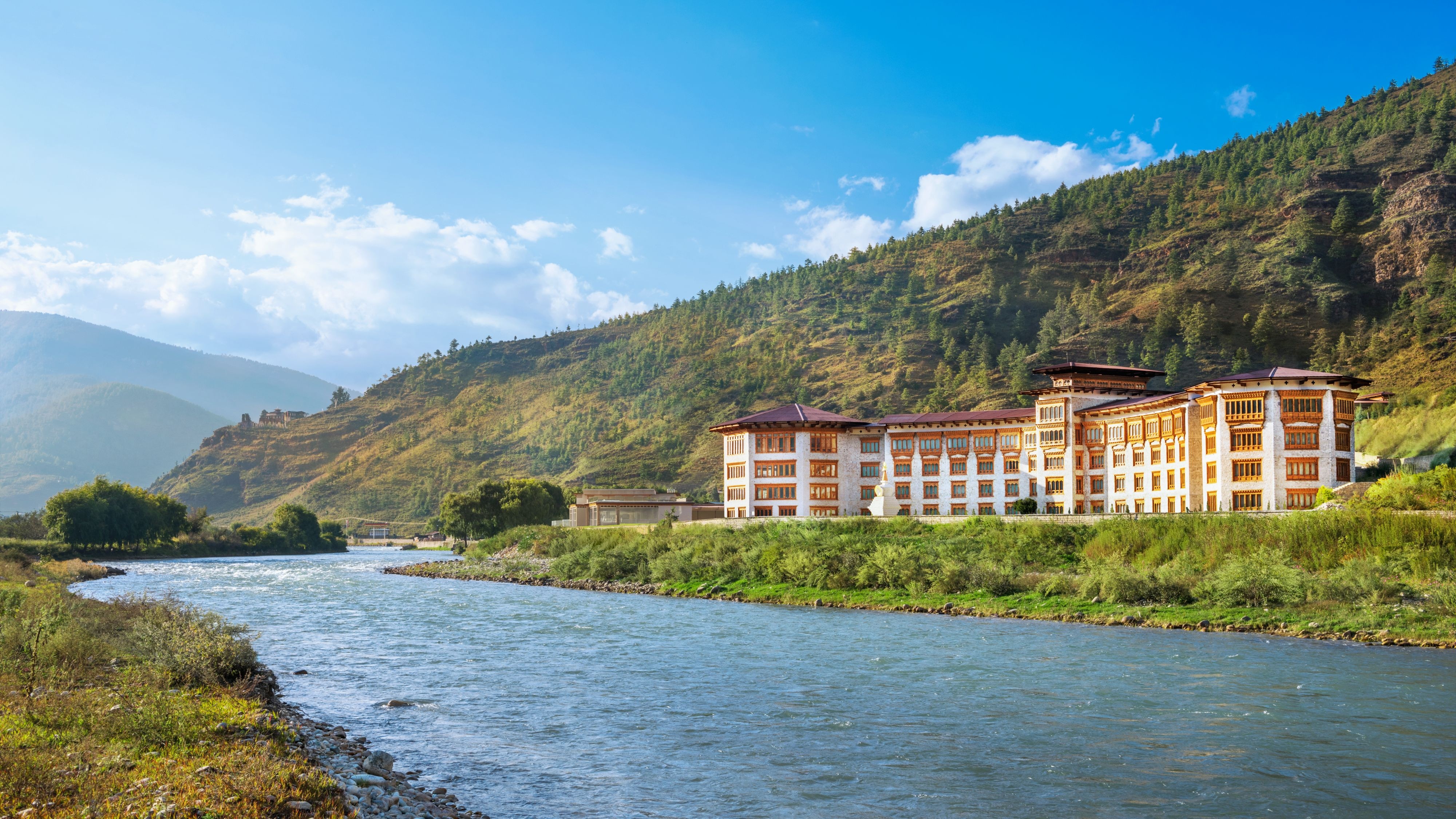 where to stay hotel image