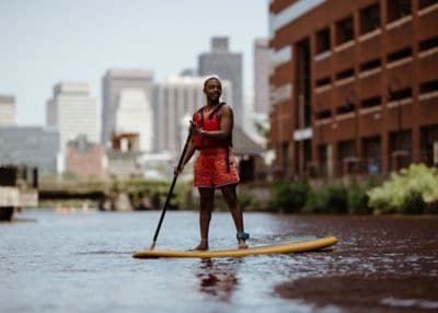 Standup paddle board Kendall Square in Cambridge