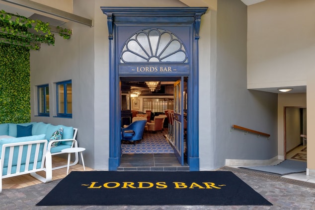  Lords Bar - Heritage Bar     