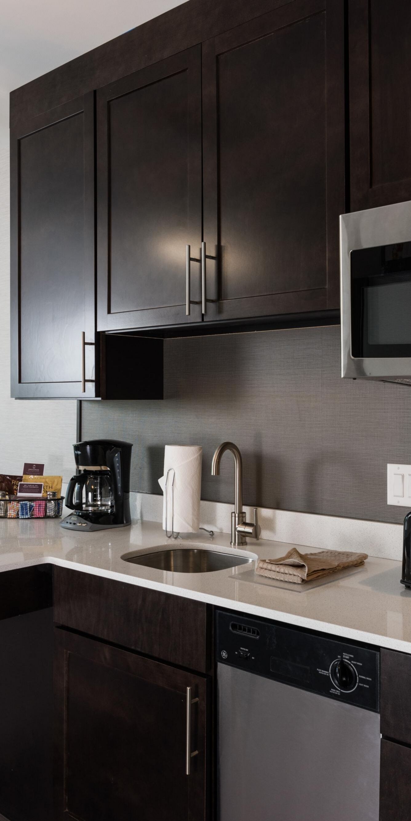Representation of In-Suite Full Kitchen