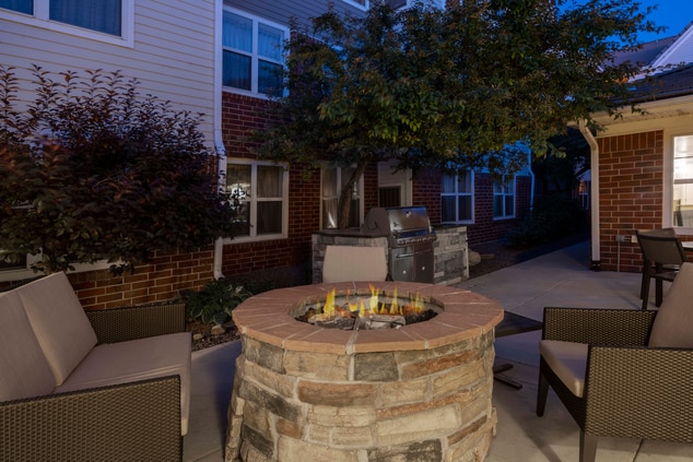 Outdoor seating, fire pit, grill