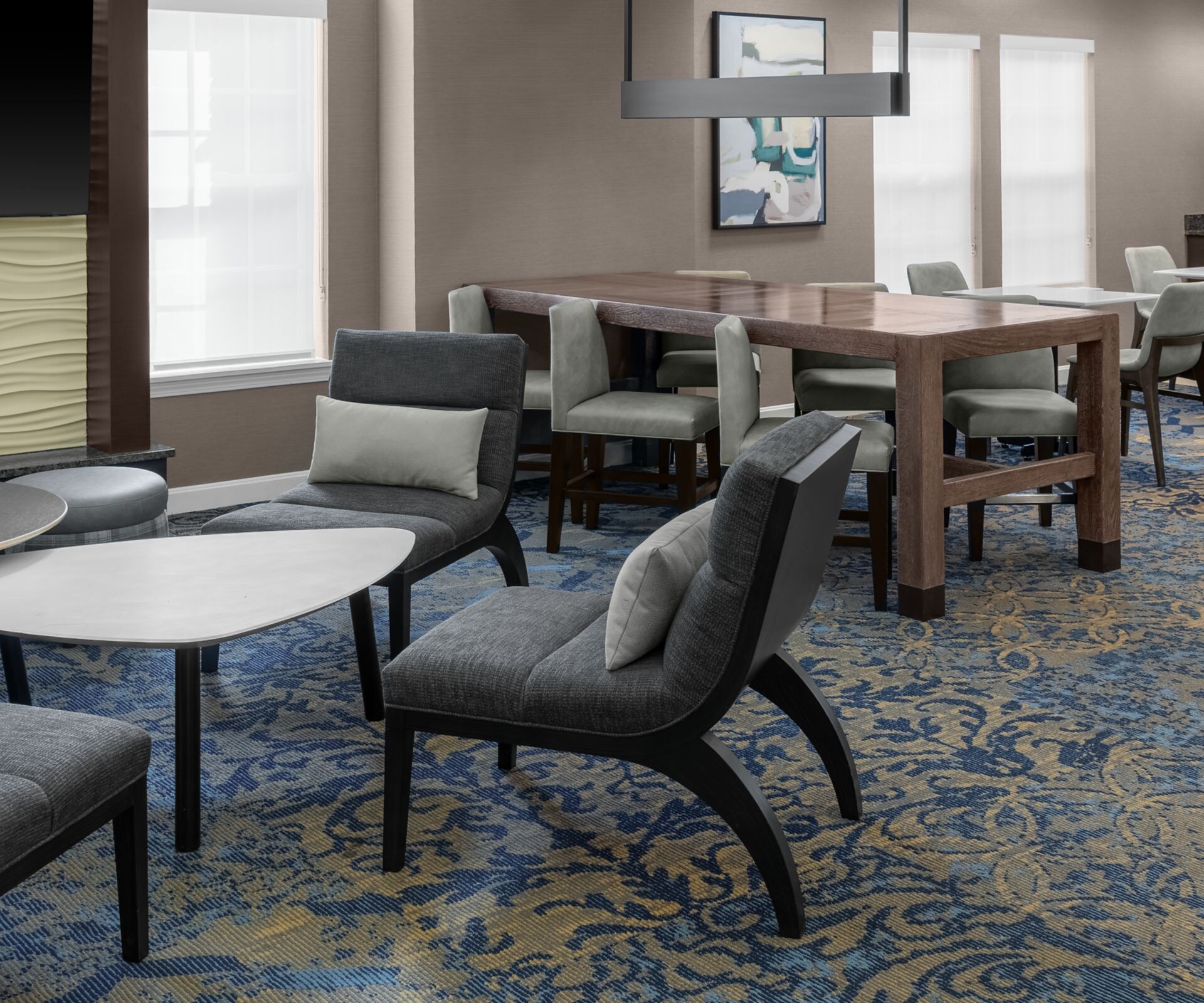 Seating in lobby area for breakfast buffet