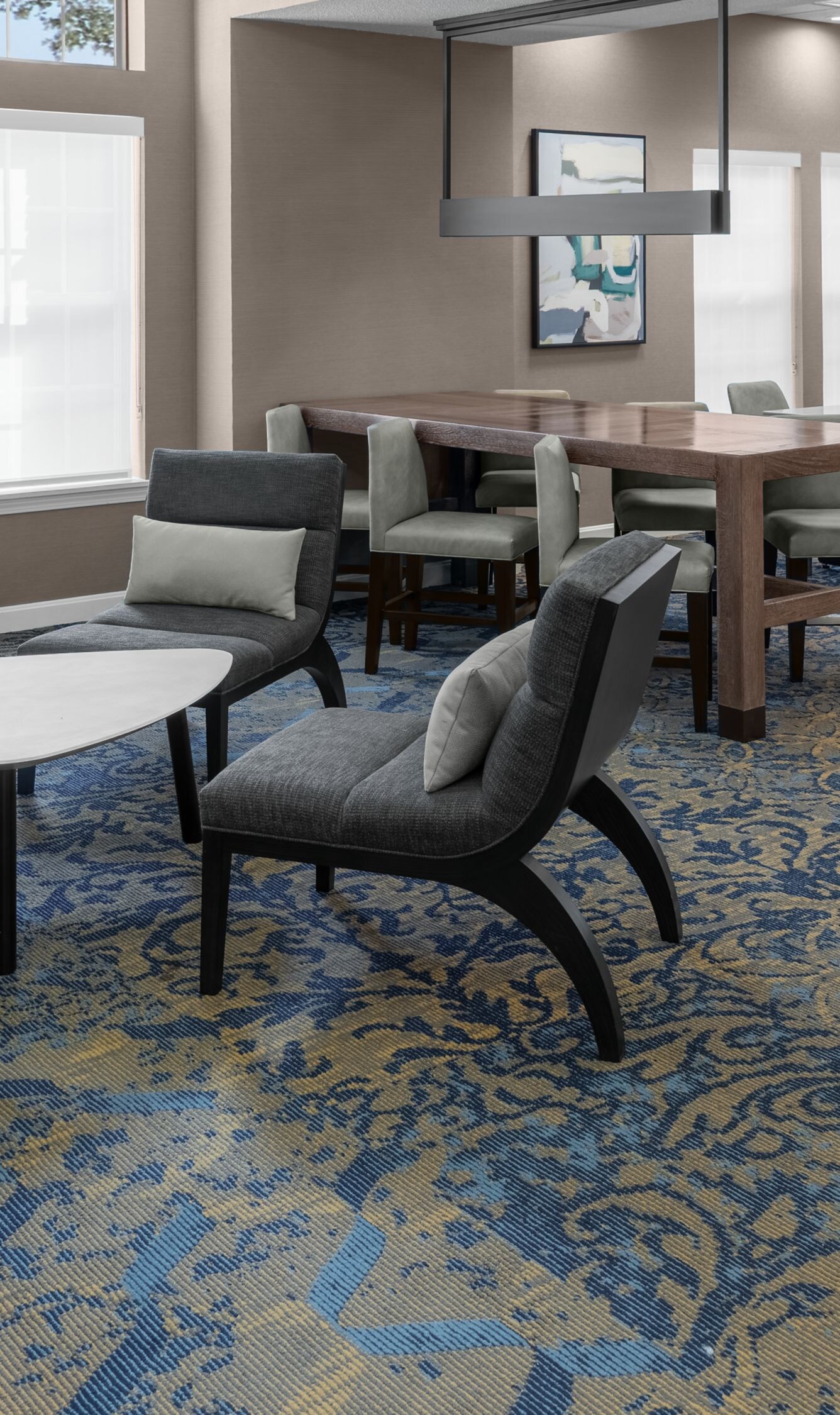 Seating in lobby area for breakfast buffet