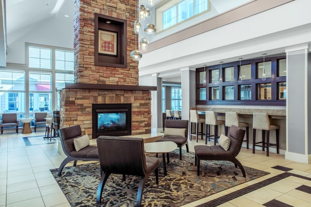 Lobby - Fireplace, seating