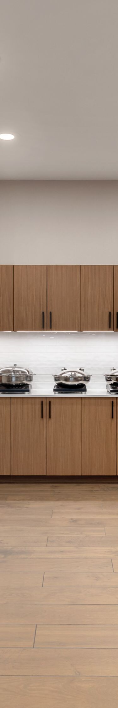 Breakfast buffet with hot and cold options