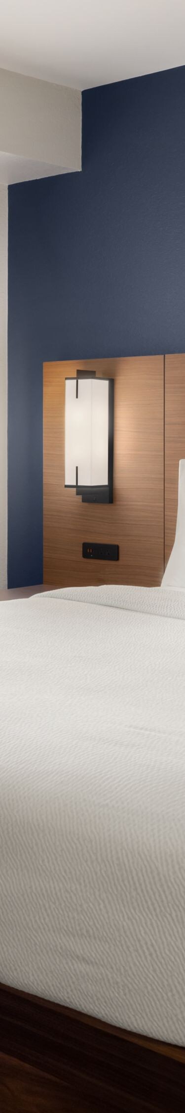 Guest room with king bed
