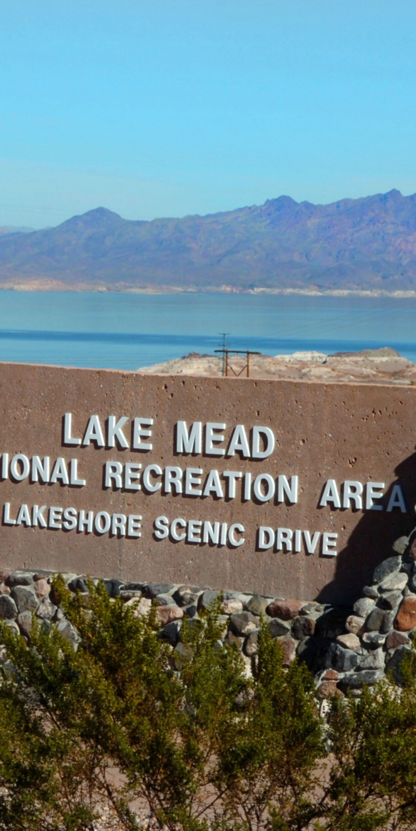 Just 30 miles away from the Vegas strip is Lake Mead, the 16th largest man-made lake in the world. Lake Mead offers year-round recreation with everything from kayaking to jet skiing, swimming, hiking, and wildlife viewing! Photo courtesy of Las Vegas Conv