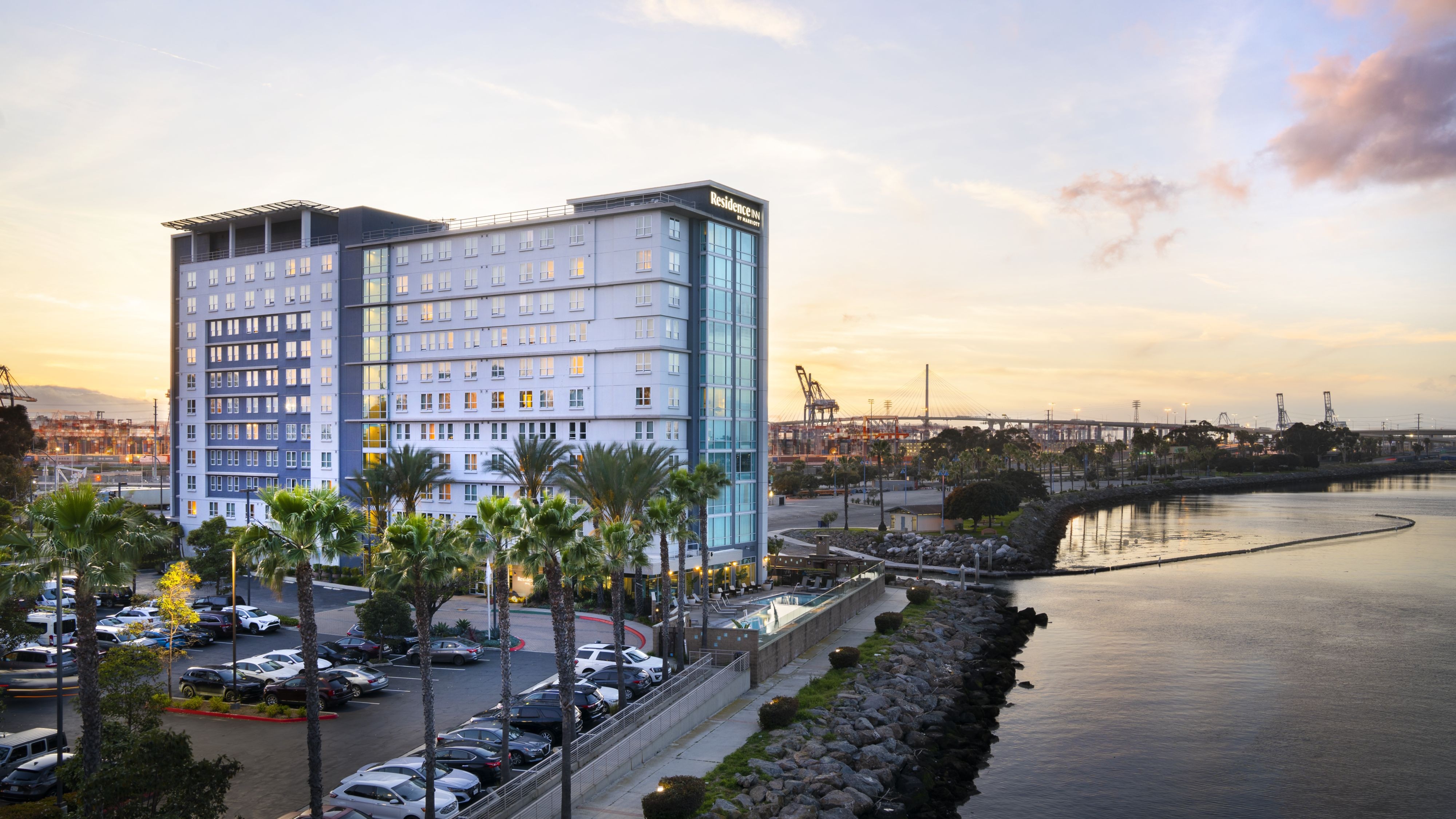Stay Longer, Save More – Exclusive Perks in Long Beach!