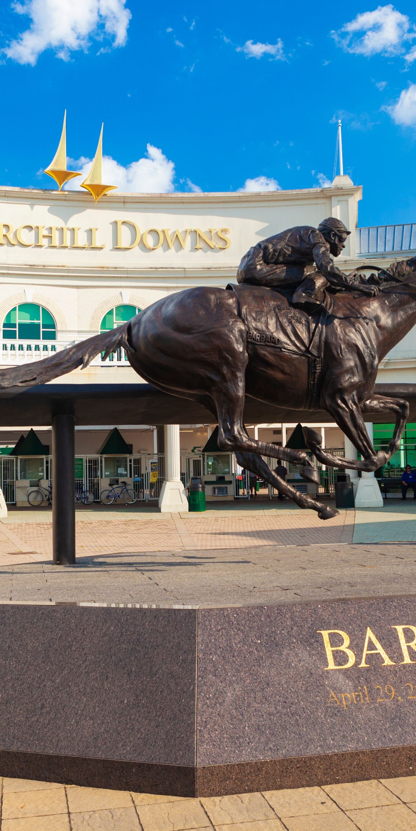 Exterior of Churchill Downs with statute