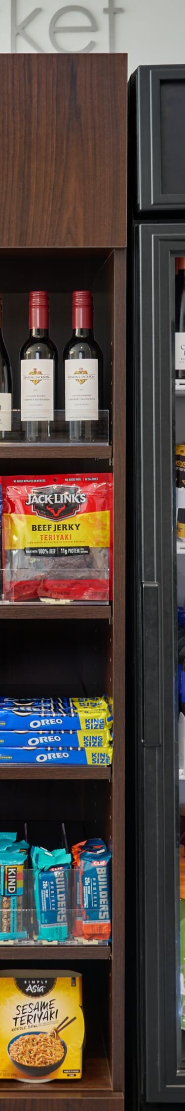 24/7 Grab and go market