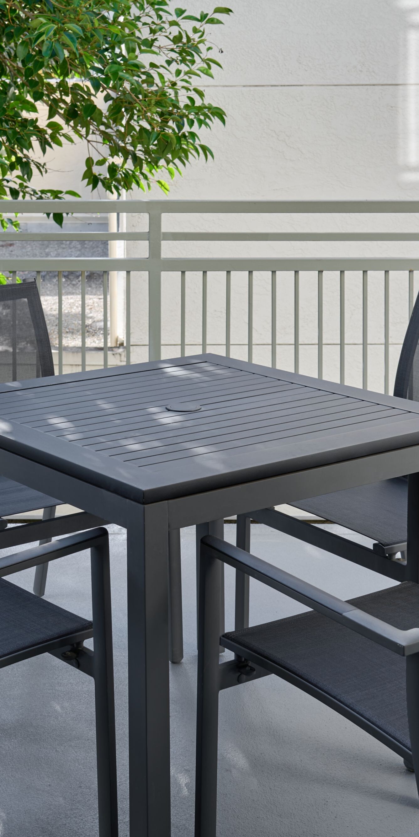 Balcony with table for four