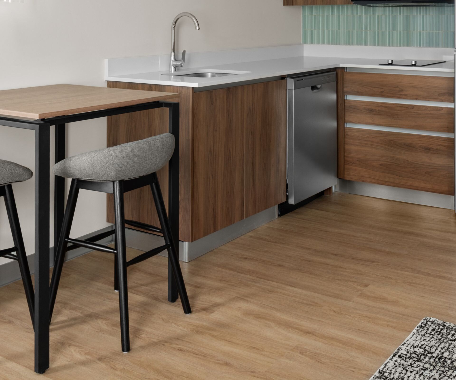 Kitchen View, Refrigerator, Microwave, Dishwasher,