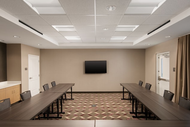 Meeting Room – U-Shape Set
