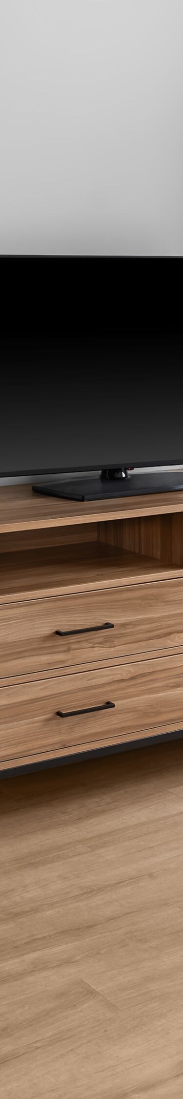 One Queen Accessible Guest Room - TV and Desk