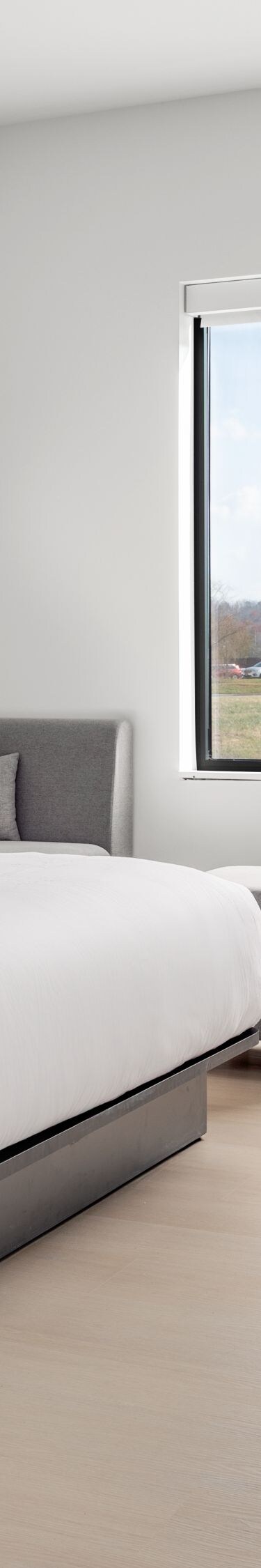 Accessible guest room with queen bed