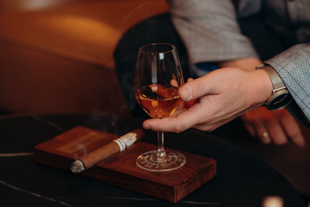 Whisky and Cigar at the Cigar Club in Berlin  
