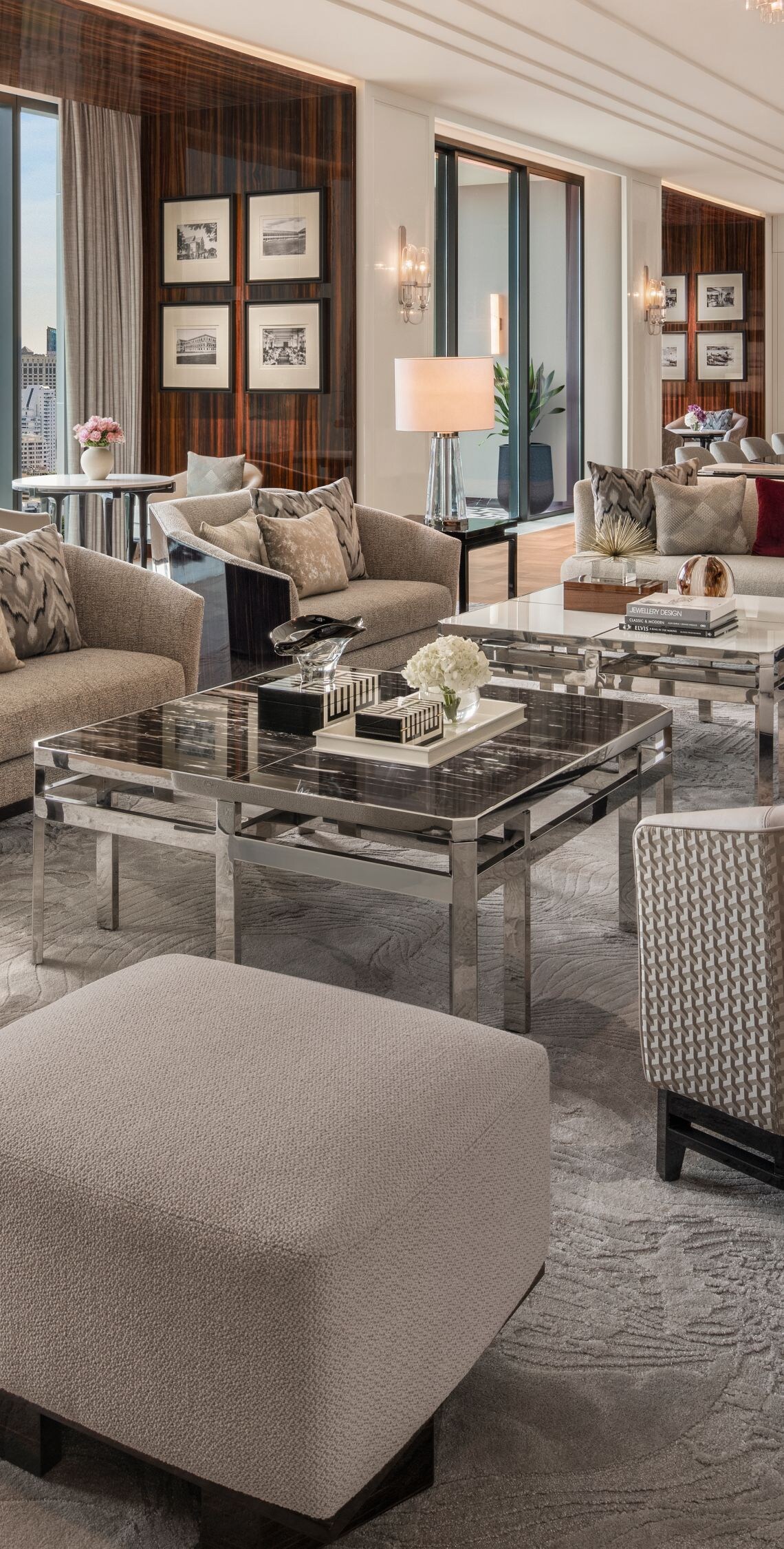 The Ritz-Carlton Suite