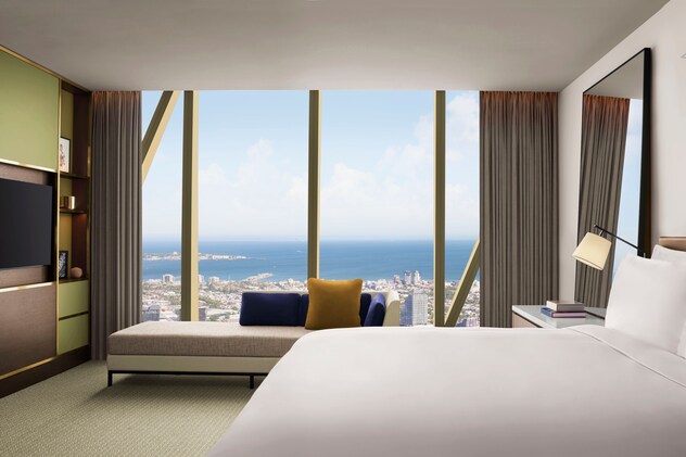 King Room with Bay Views