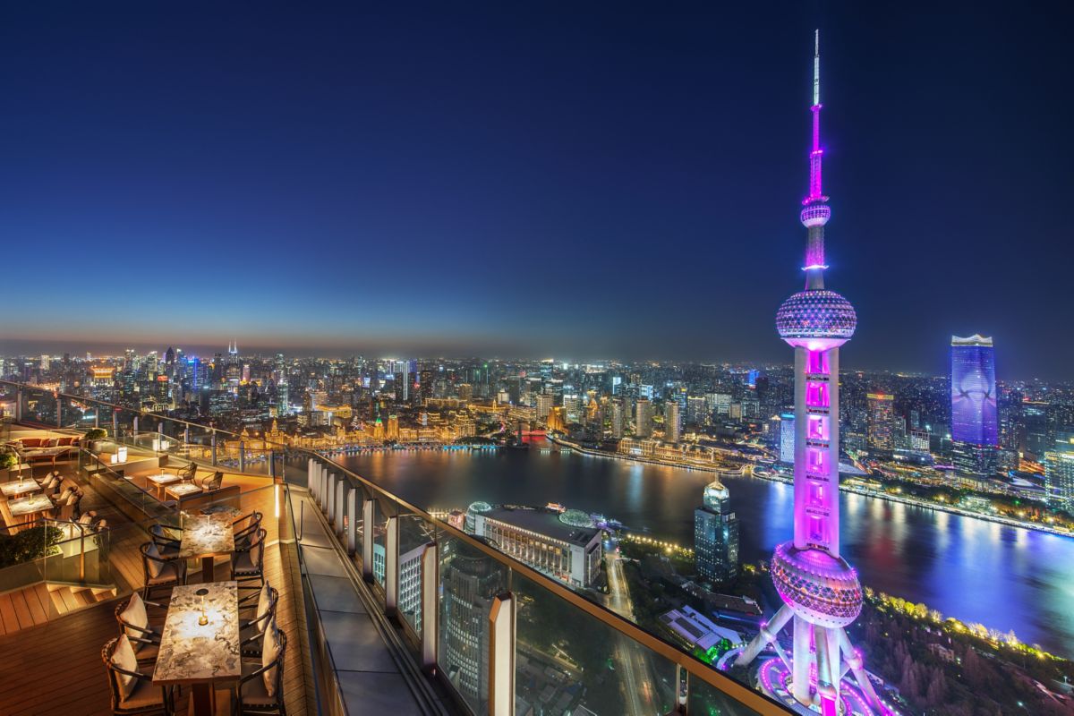Flair Terrace with Pearl Tower and the Bund View
