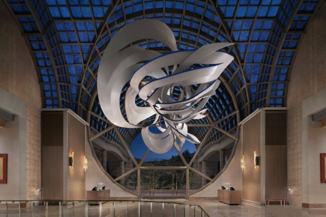 Lobby of The Ritz-Carlton, Millenia Singapore
