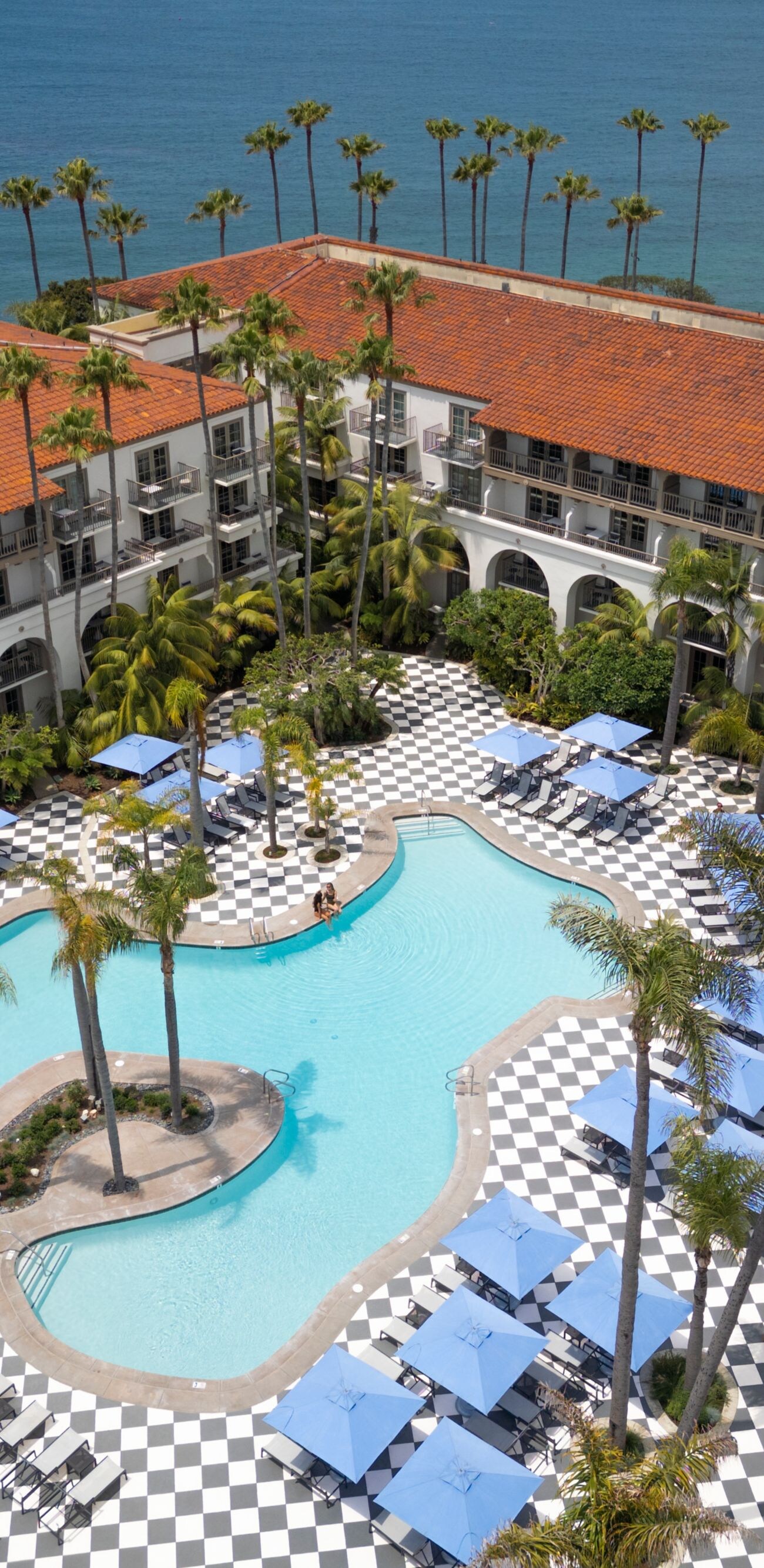 Dana Pool and Pacific Ocean
