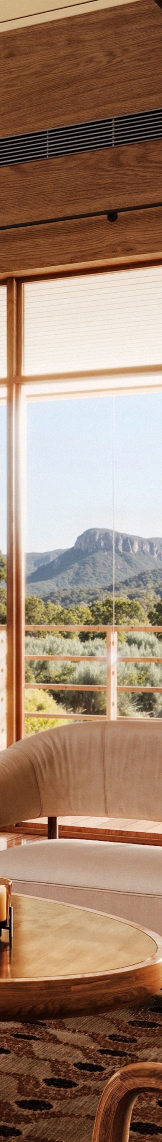 Bar and Lounge overlooking Wolgan Valley