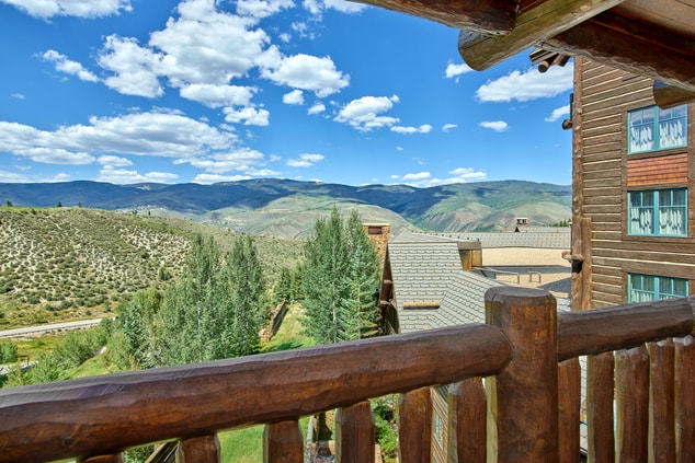 Balcony with Valley View