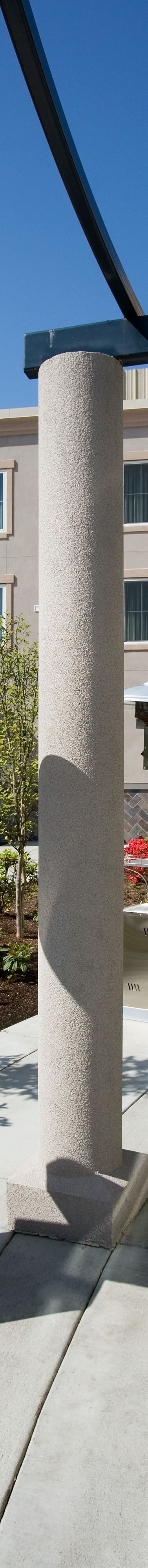 Lounge Patio – Kirkland Courtyard