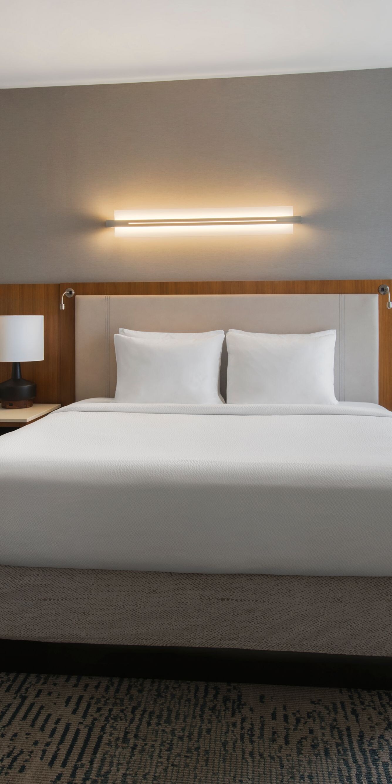 Guest Room with King Bed and Jacuzzi Tub