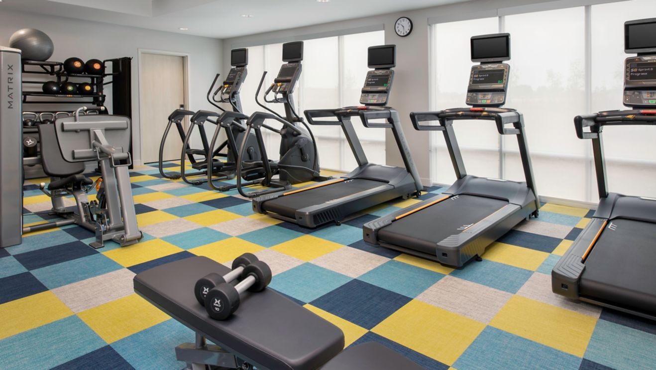 Hotel fitness center 