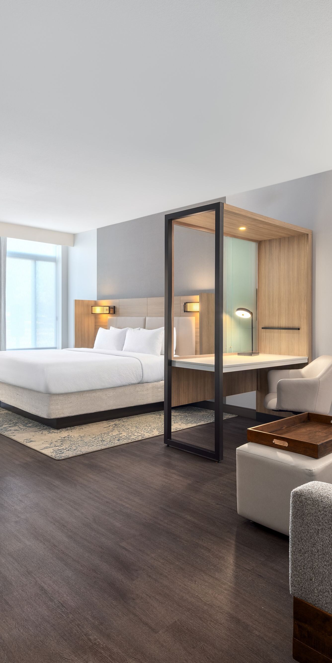 King Guest Suite with Trundle Sofa