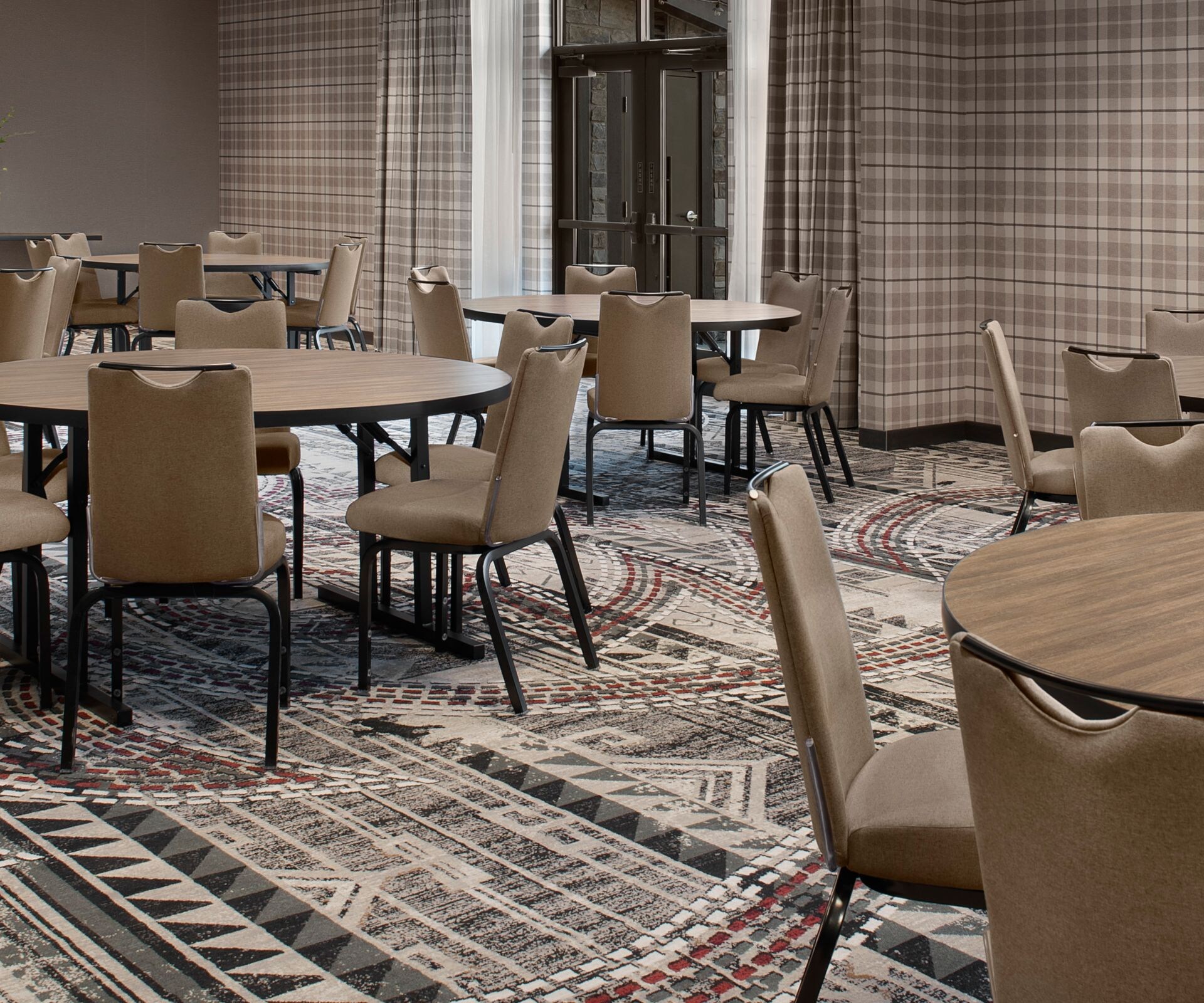 Meeting room with banquet seating