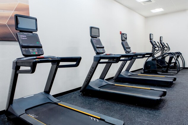 Fitness Center  Cardio Machines