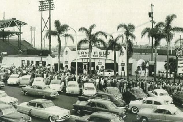 Historical photo of Lane Field