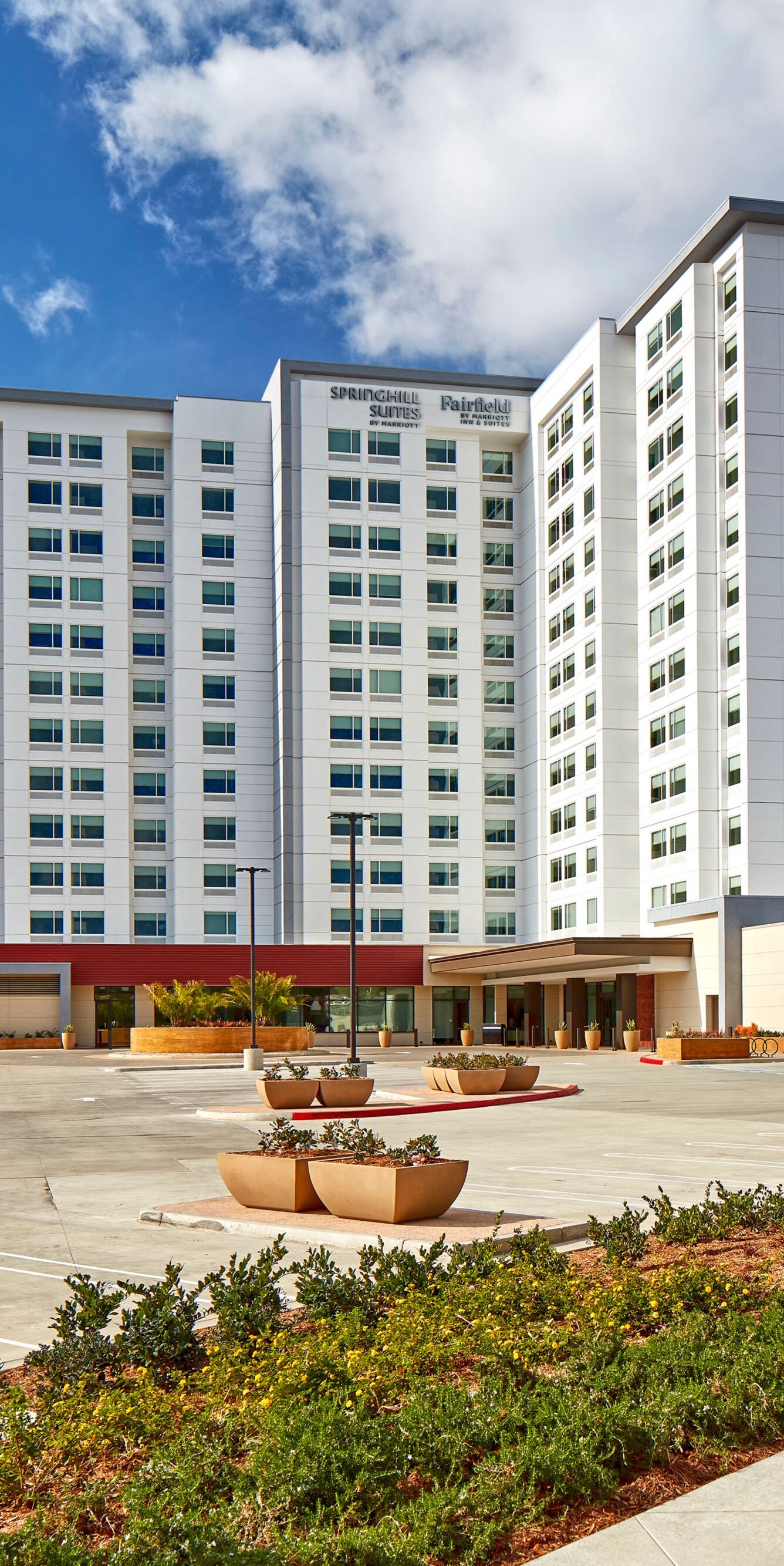 Hotel exterior daytime rendering 