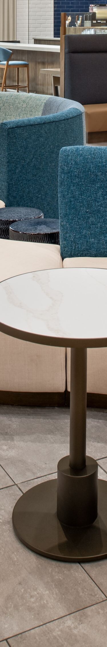 Lobby seating options near dining area