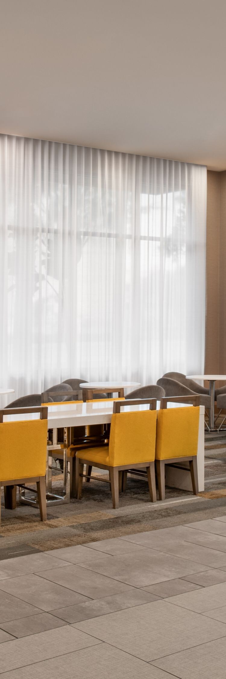 Communal tables and lounge seating