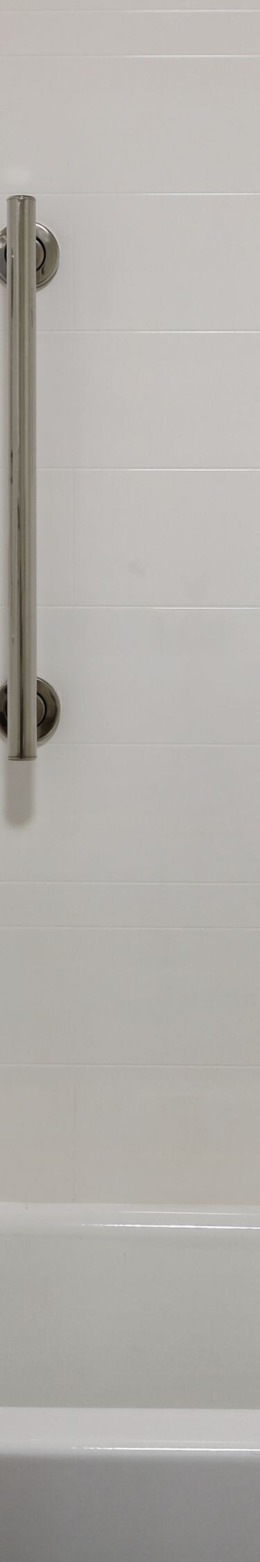 Accessible tub/shower combo
